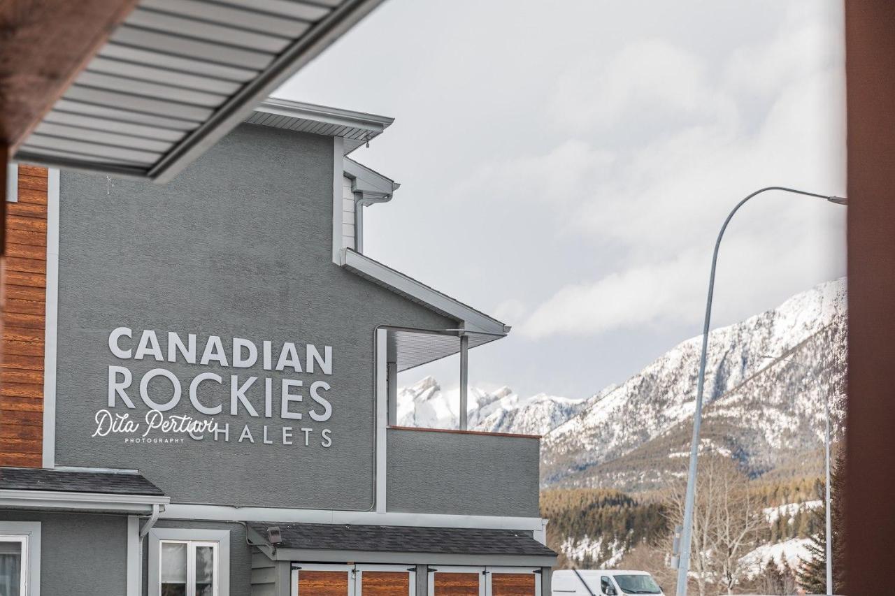 Canadian Rockies Chalets Canmore Exteriör bild