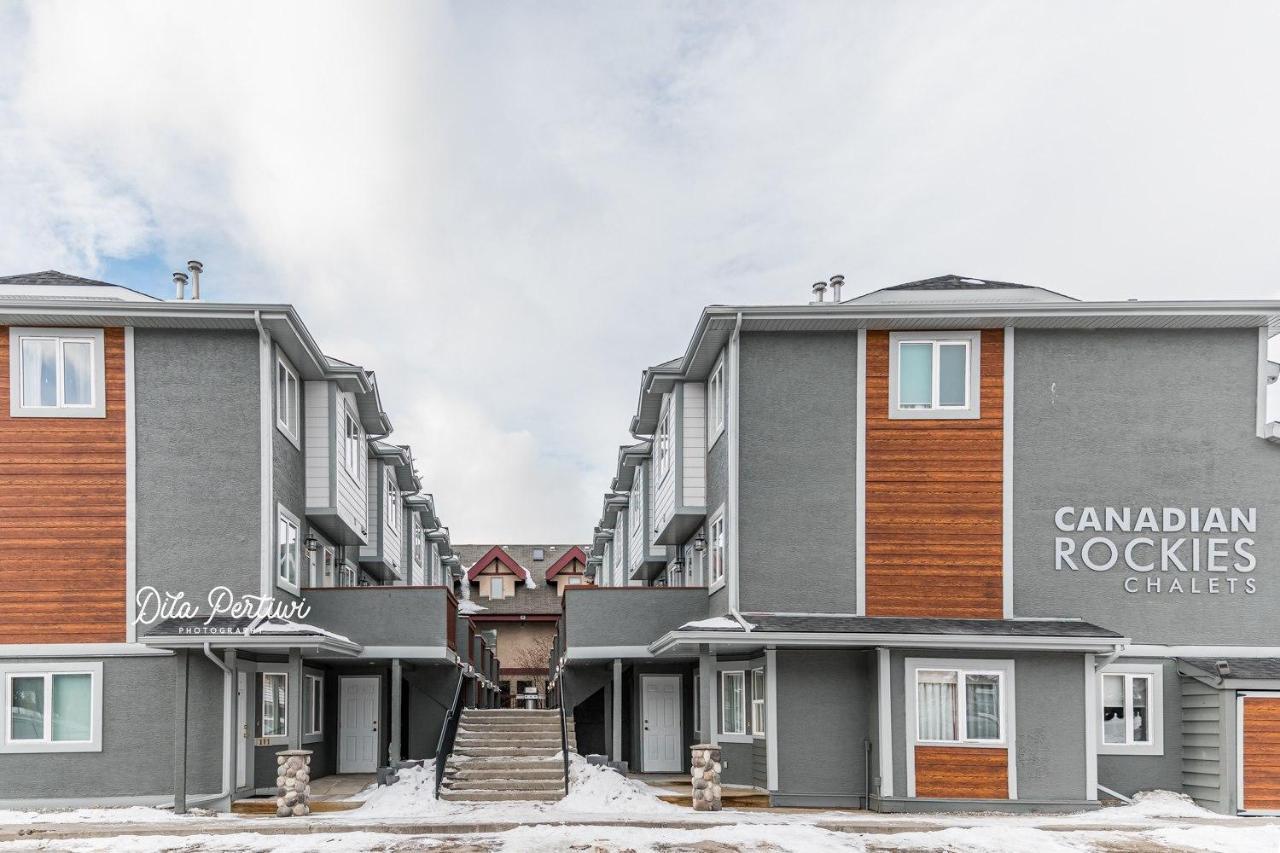 Canadian Rockies Chalets Canmore Exteriör bild